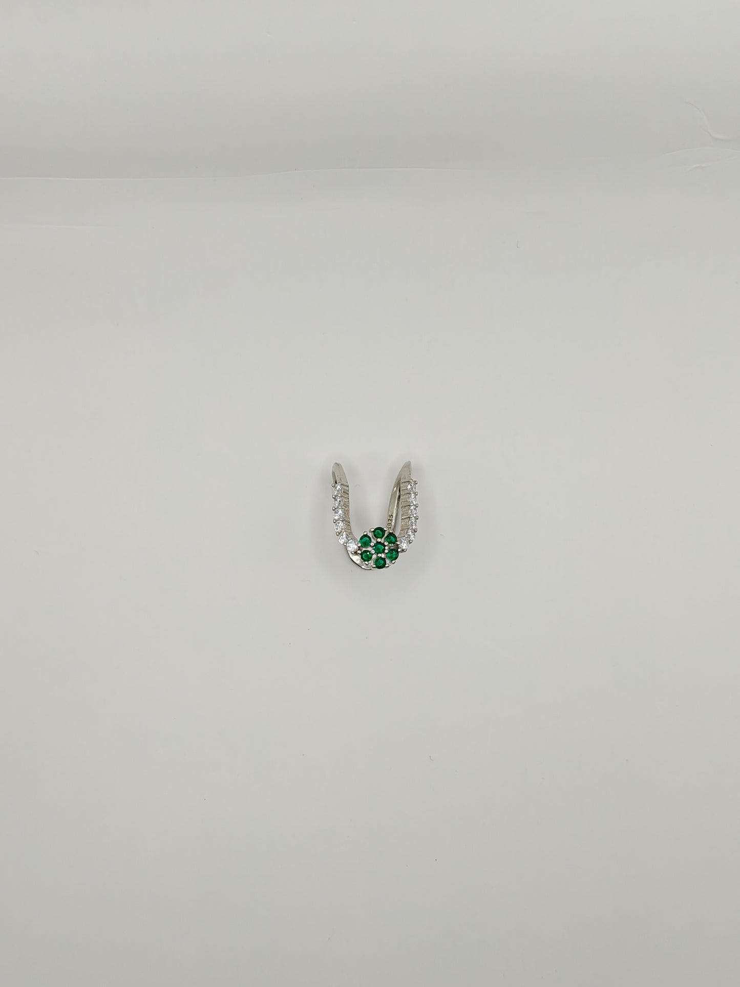 92.5 Silver Ring with Green Stone Floral Design