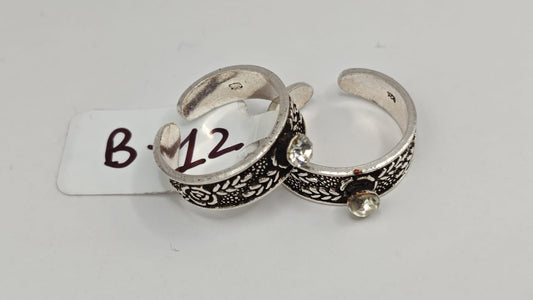 Oxidised Silver Floral Toe Rings with Gemstone (Adjustable, Pair)