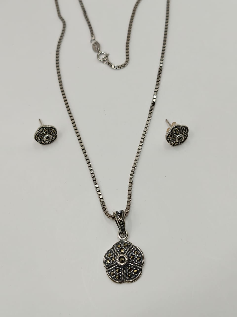 92.5 Sterling Silver Marcasite Flower Pendant Necklace with Matching Earrings Set