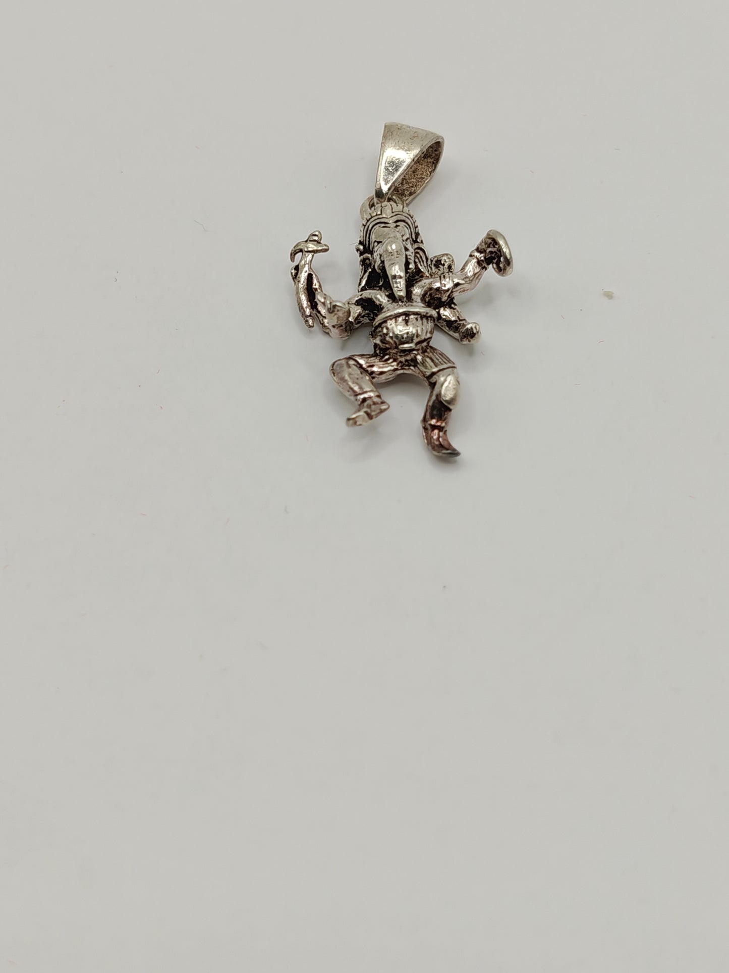 Silver Dancing Ganesha Pendant – Spiritual & Artistic Design